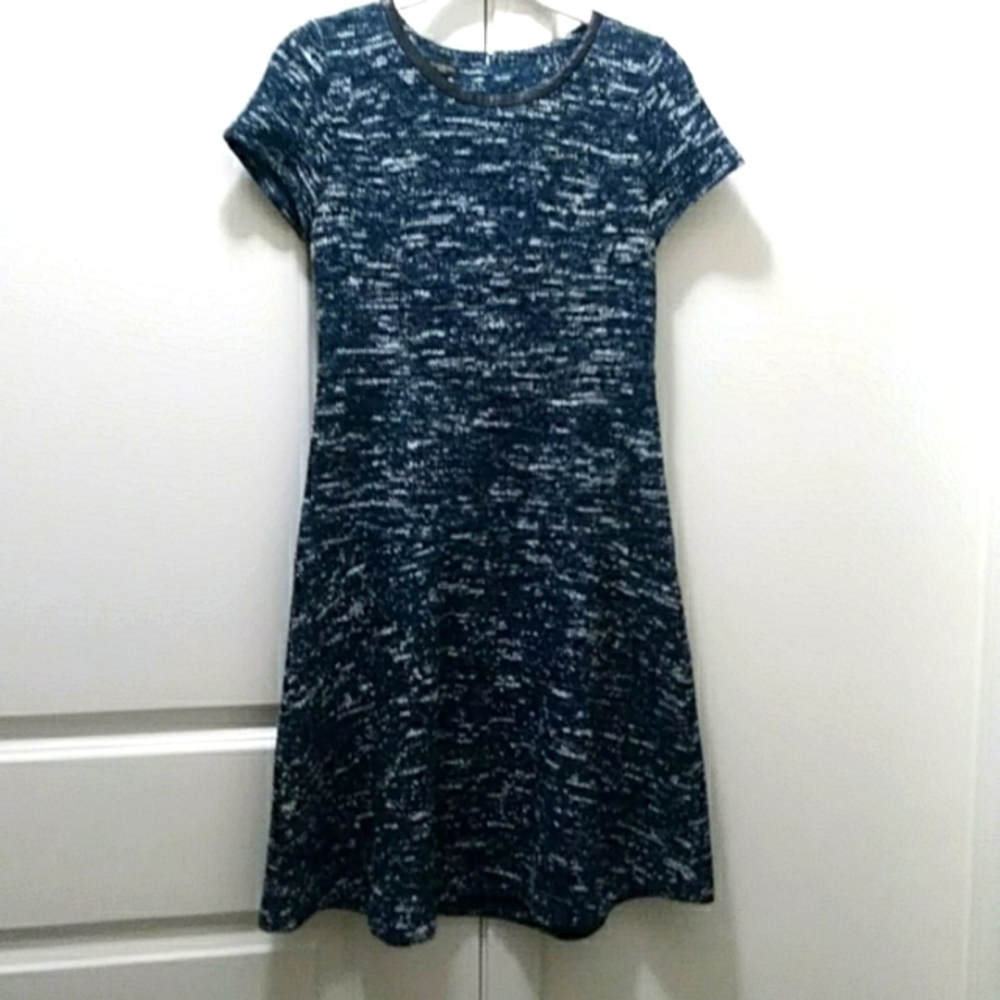 Beautiful knit short dress green white and a black line neck
